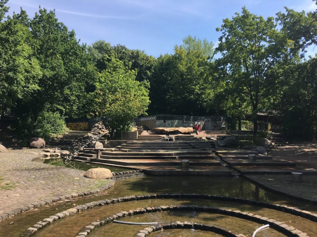 Wasserspielplatz im Südpark: Es war die Hölle los!