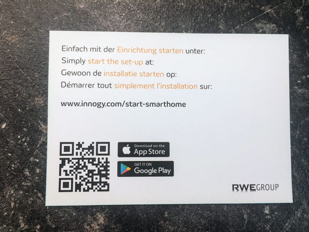 Die Installation der Zentrale erfolgt via App-Anleitung auf dem Smartphone